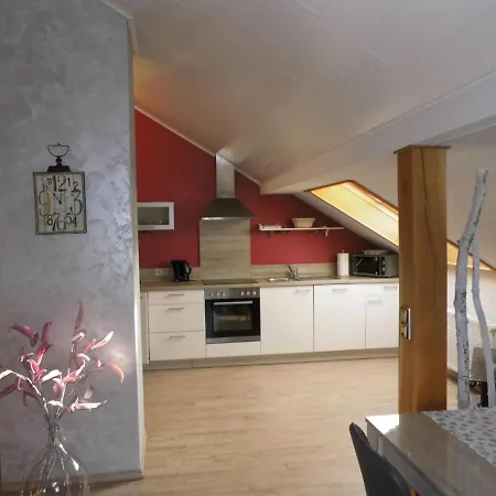 Ferienwohnung Elgas Apartment *